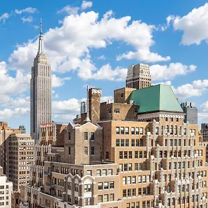 Courtyard By Marriott Times Square West Отель Нью-Йорк